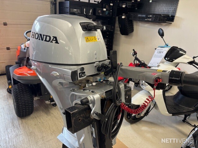 Moottori - Honda BF15 D