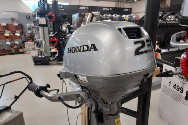 Moottori - Honda BF2.3D