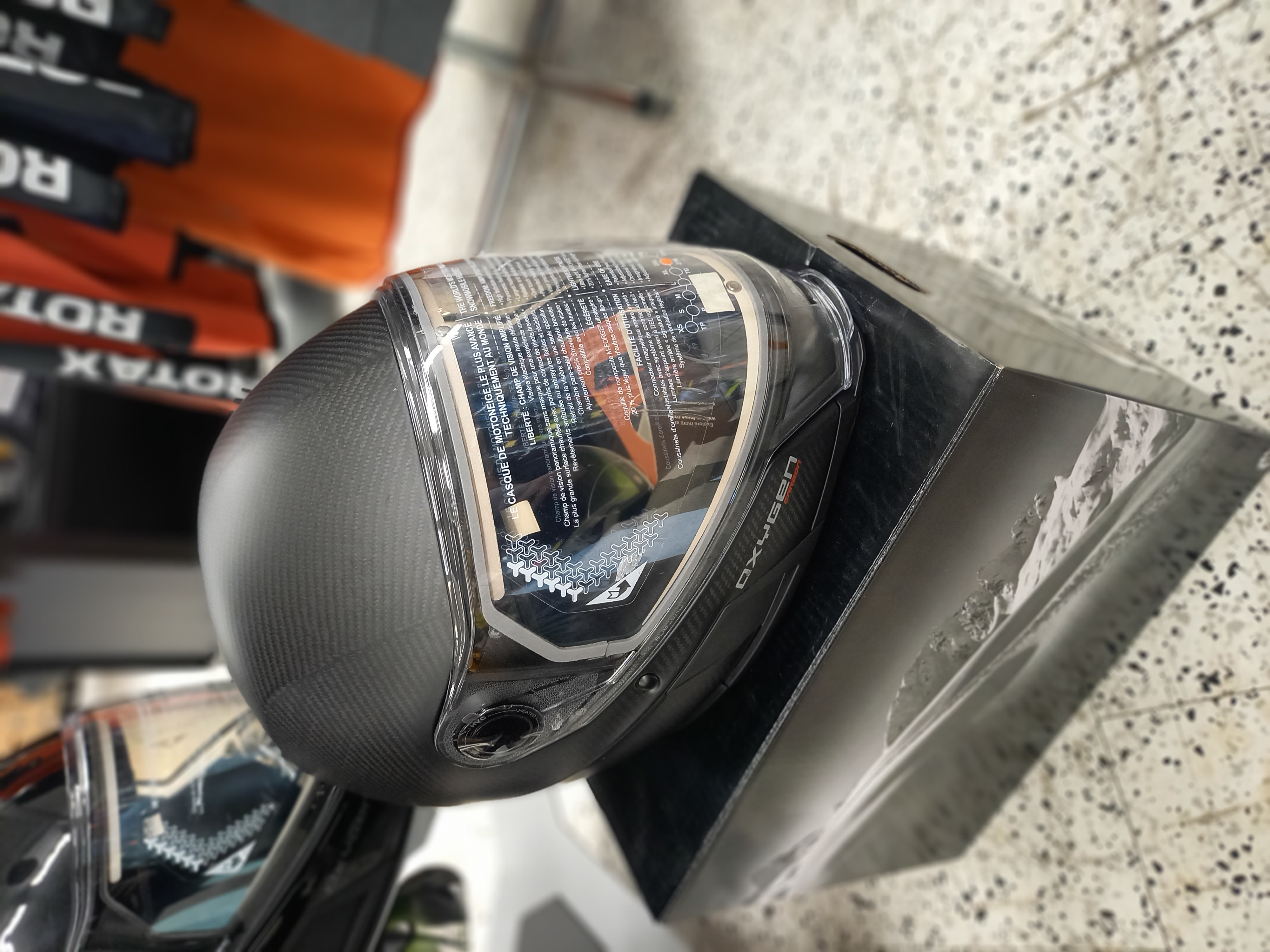 OXYGEN CARBON HELMET (DOT) UNISEX 2XL