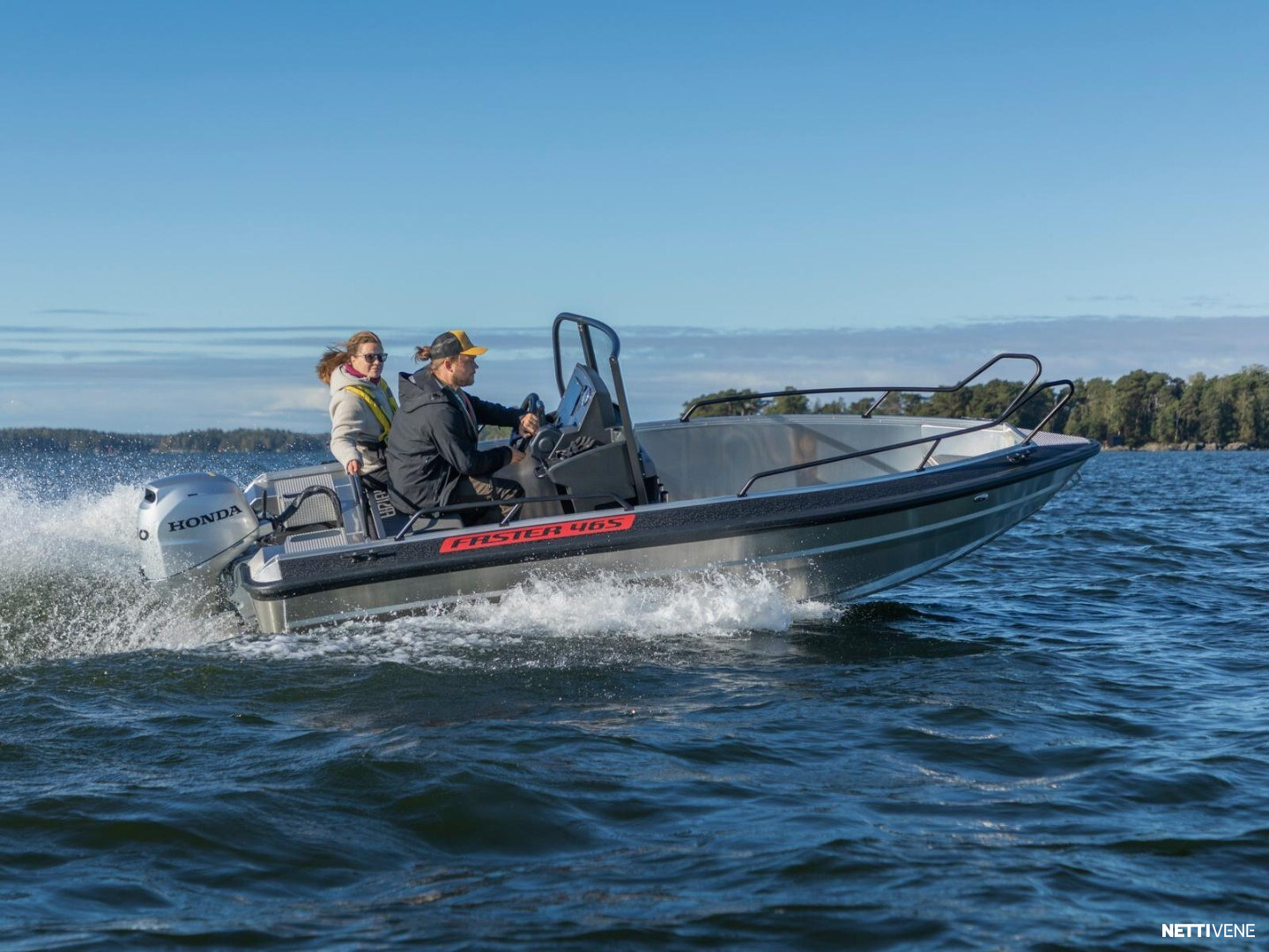 Moottorivene - Faster 465
