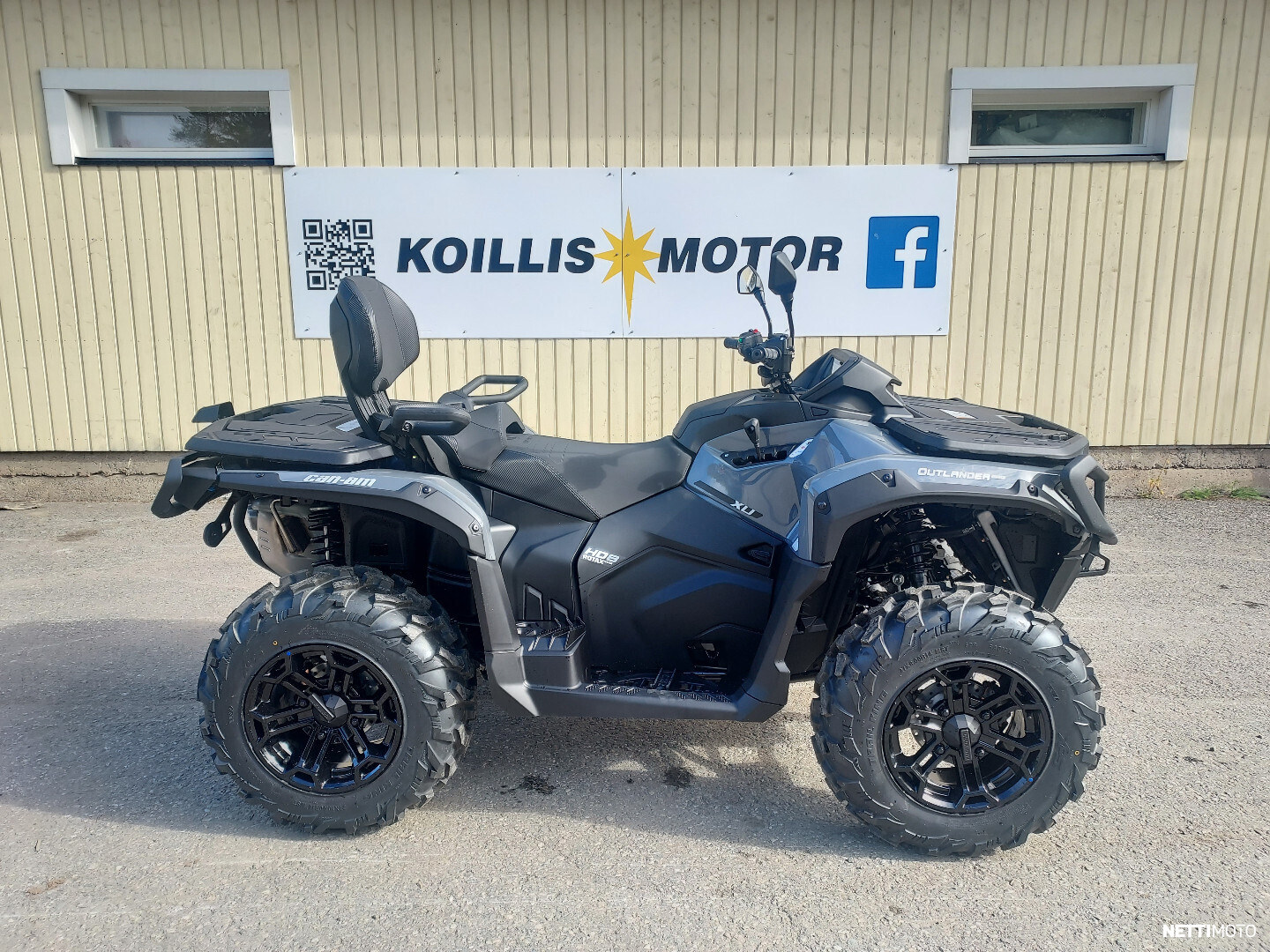 Mönkijä - Can-Am Outlander Max