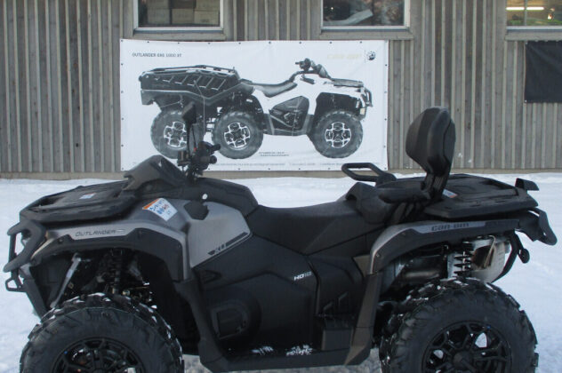 Mönkijä - Can-Am Outlander Max