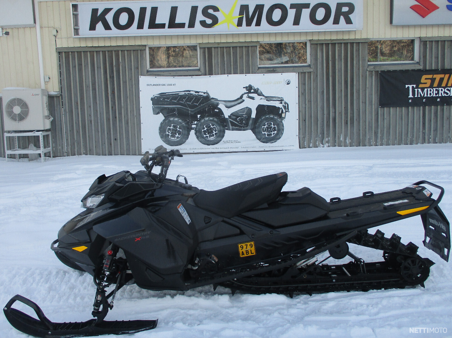 Moottorikelkka - Ski-Doo Backcountry