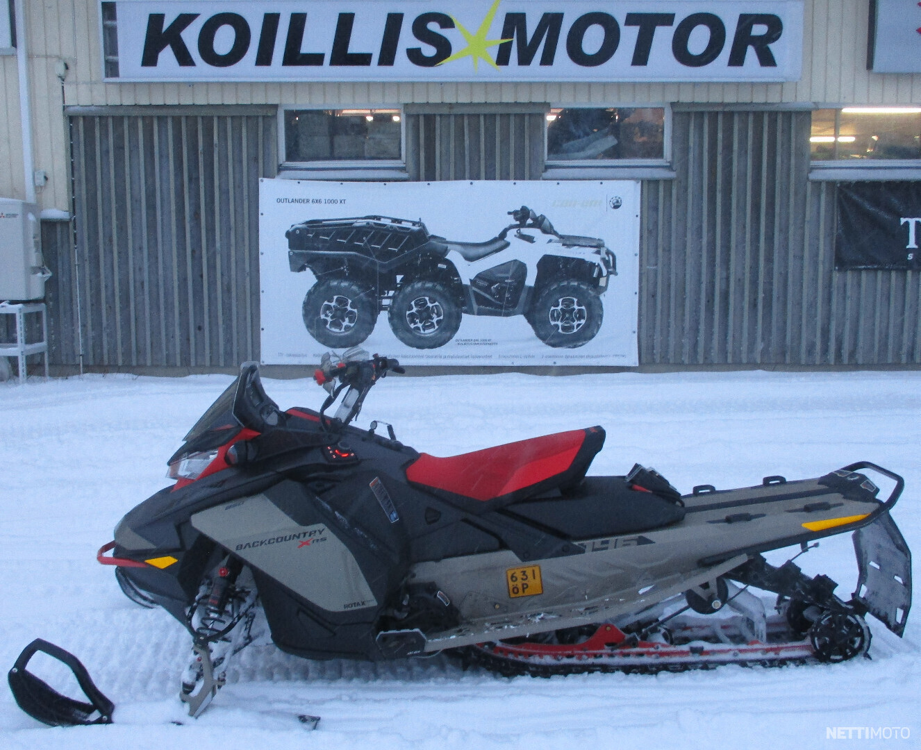Moottorikelkka - Ski-Doo Backcountry