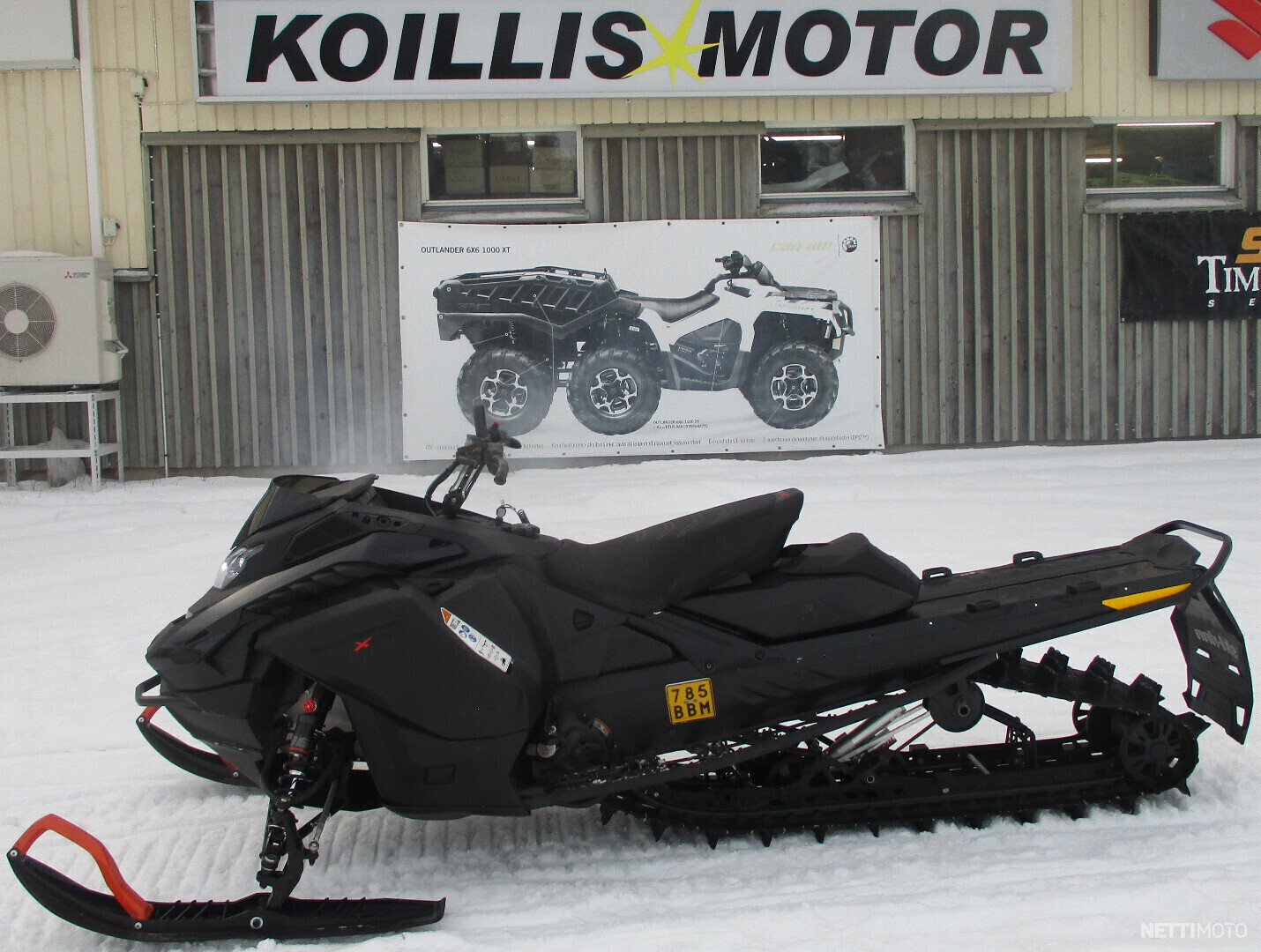 Moottorikelkka - Ski-Doo Backcountry