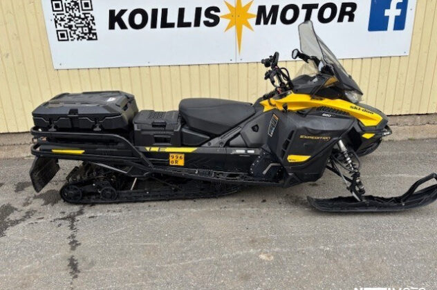 Moottorikelkka - Ski-Doo Expedition