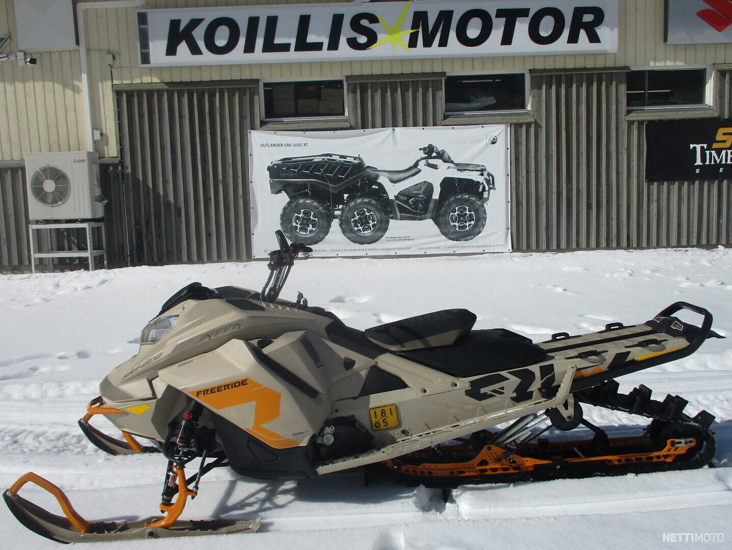 Moottorikelkka - Ski-Doo Freeride