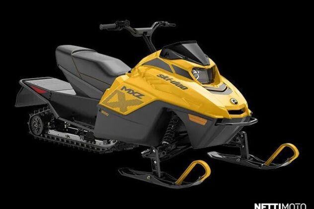 Moottorikelkka - Ski-Doo MX Z