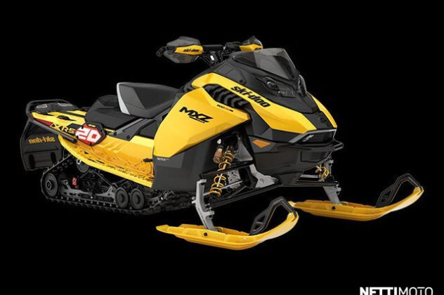 Moottorikelkka - Ski-Doo MX Z