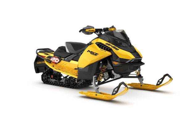 Moottorikelkka - Ski-Doo MX Z