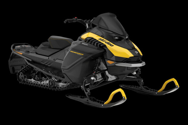 Moottorikelkka - Ski-Doo Renegade