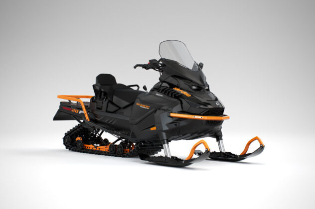 Moottorikelkka - Ski-Doo Skandic
