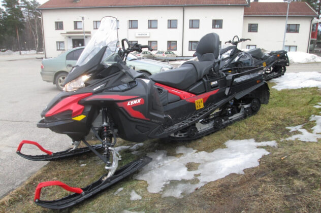 Moottorikelkka - Lynx 59 Ranger