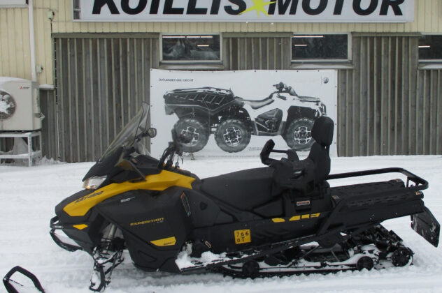 Moottorikelkka - Ski-Doo Expedition