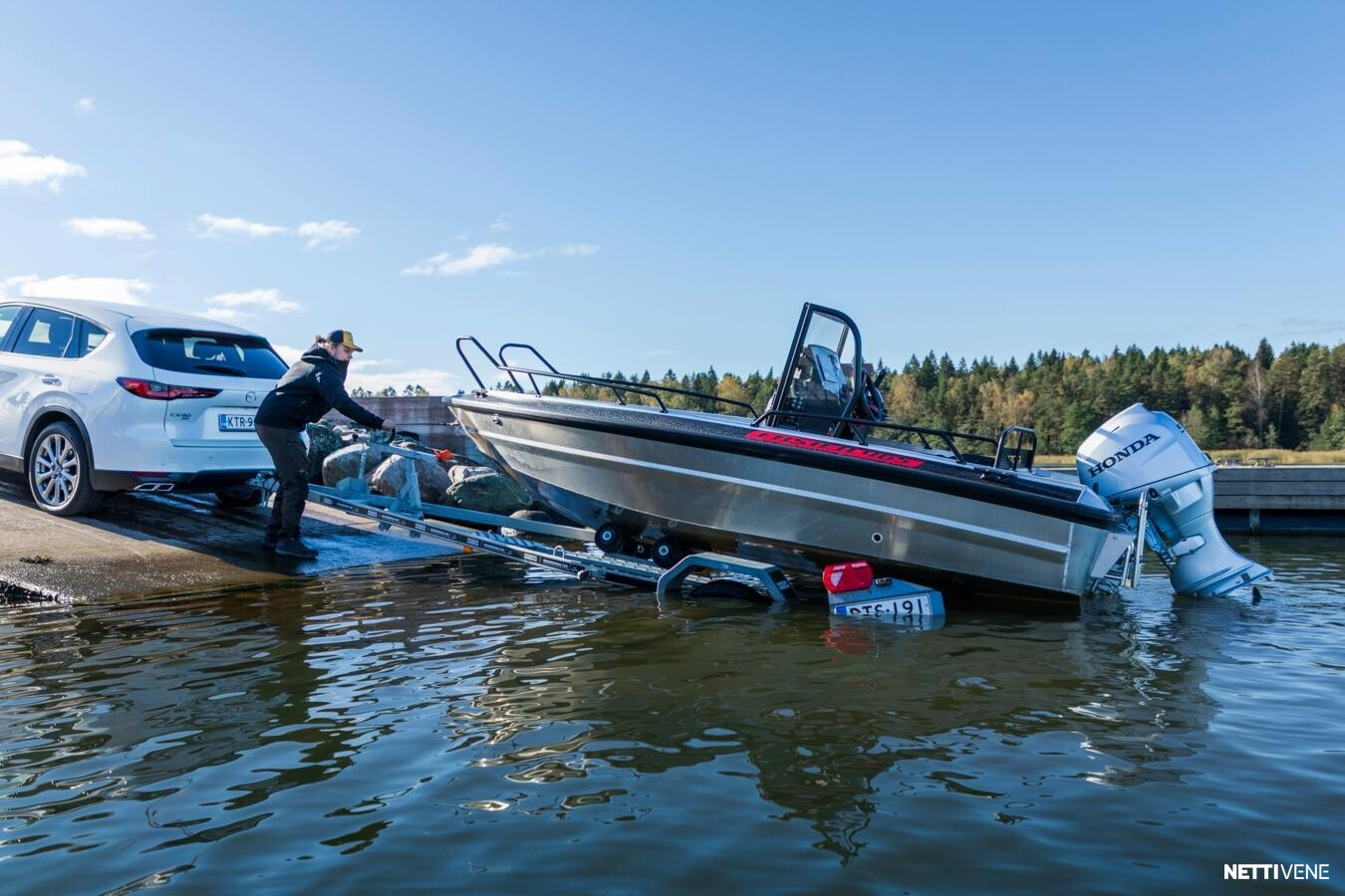 Moottorivene - Faster 465
